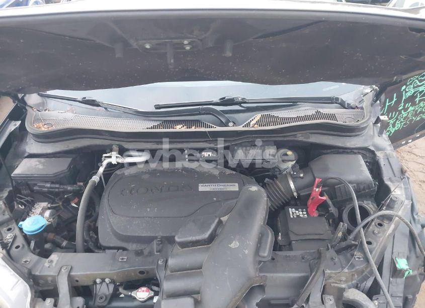 Photo 10 of 2018 Honda Pilot EX-L (VIN 5FNYF6H55JB027556)