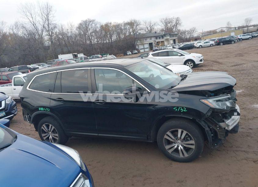 Photo 13 of 2018 Honda Pilot EX-L (VIN 5FNYF6H55JB027556)