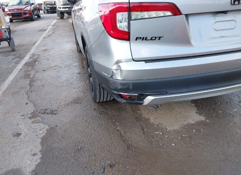 Photo 21 of 2019 Honda Pilot EX-L (VIN 5FNYF6H55KB039370)