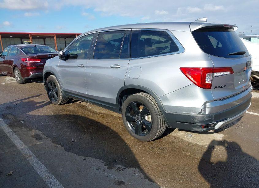 Photo 3 of 2019 Honda Pilot EX-L (VIN 5FNYF6H55KB039370)