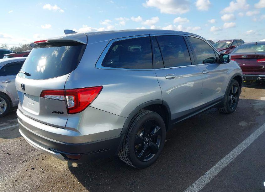 Photo 4 of 2019 Honda Pilot EX-L (VIN 5FNYF6H55KB039370)