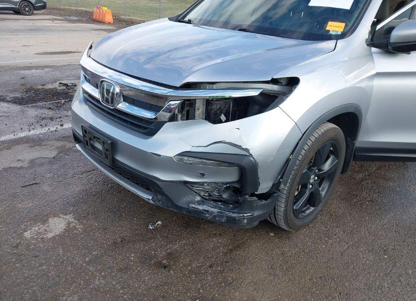 Photo 6 of 2019 Honda Pilot EX-L (VIN 5FNYF6H55KB039370)