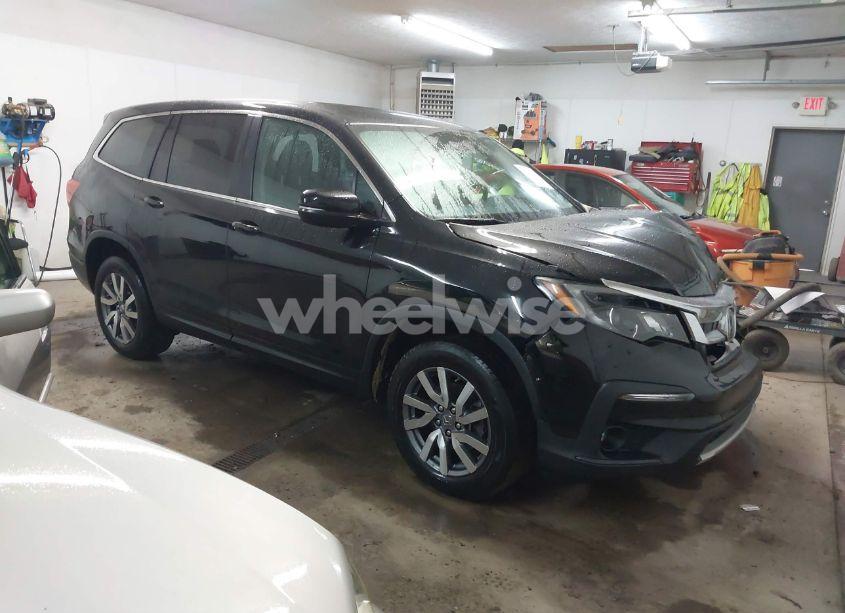 2019 Honda Pilot EX-L (VIN 5FNYF6H55KB083790) main photo