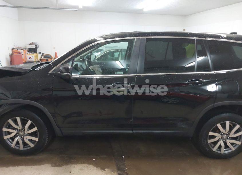Photo 15 of 2019 Honda Pilot EX-L (VIN 5FNYF6H55KB083790)