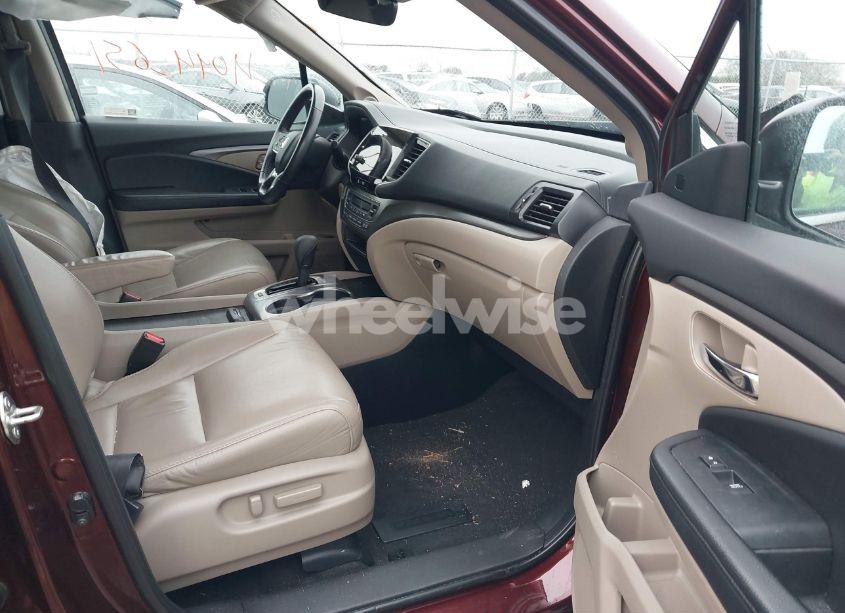 Photo 5 of 2020 Honda Pilot AWD EX-L (VIN 5FNYF6H55LB044912)