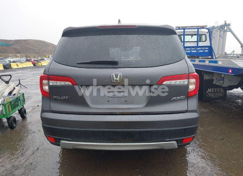 Photo 16 of 2020 Honda Pilot AWD EX-L (VIN 5FNYF6H55LB054839)