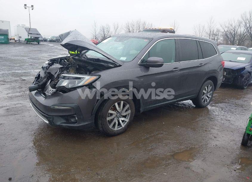Photo 2 of 2020 Honda Pilot AWD EX-L (VIN 5FNYF6H55LB054839)