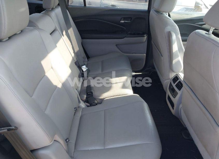 Photo 8 of 2016 Honda Pilot EX-L (VIN 5FNYF6H56GB045976)