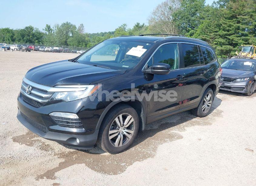 Photo 2 of 2016 Honda Pilot EX-L (VIN 5FNYF6H56GB061837)