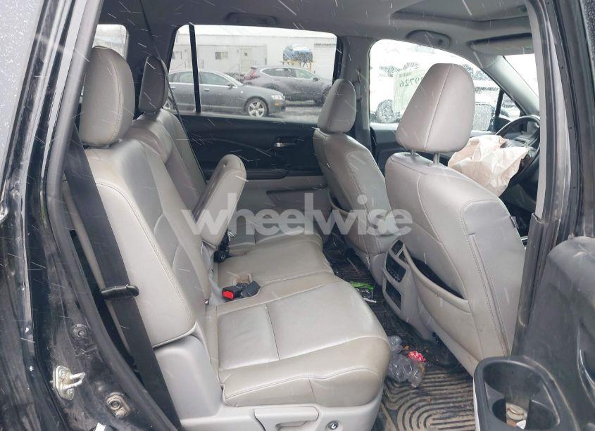 Photo 8 of 2016 Honda Pilot EX-L (VIN 5FNYF6H56GB067444)