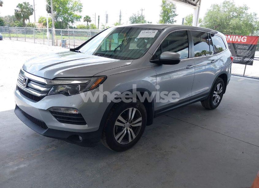 Photo 2 of 2016 Honda Pilot EX-L (VIN 5FNYF6H56GB078007)