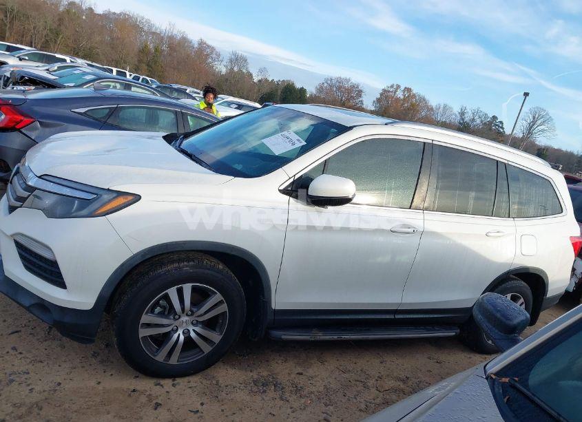 Photo 14 of 2017 Honda Pilot EX-L (VIN 5FNYF6H56HB036860)