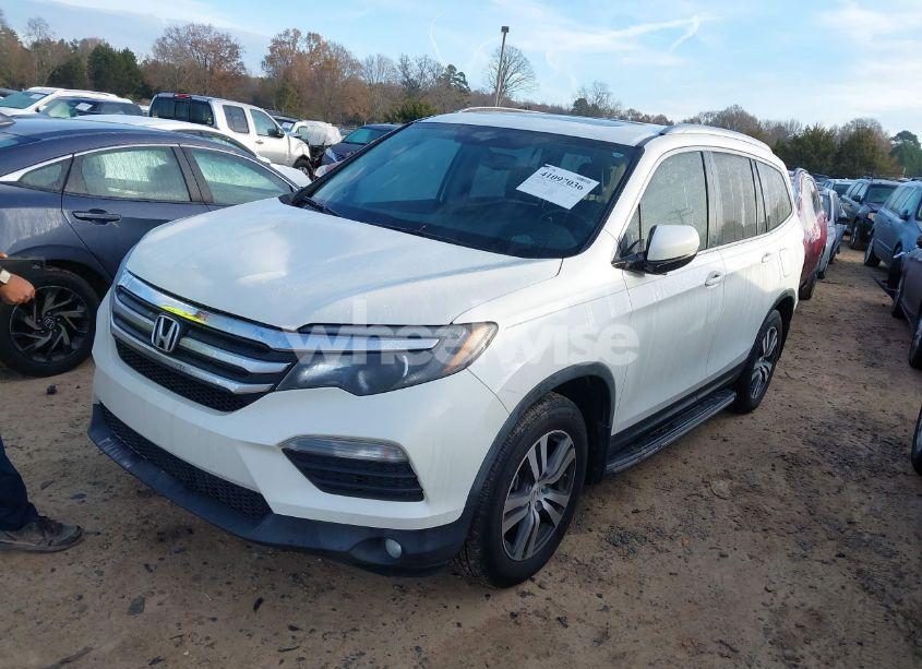 Photo 2 of 2017 Honda Pilot EX-L (VIN 5FNYF6H56HB036860)