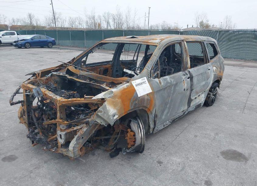 Photo 2 of 2017 Honda Pilot EX-L (VIN 5FNYF6H56HB074881)