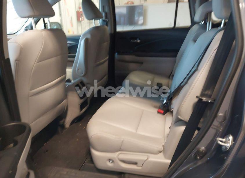 Photo 8 of 2018 Honda Pilot EX-L (VIN 5FNYF6H56JB057651)