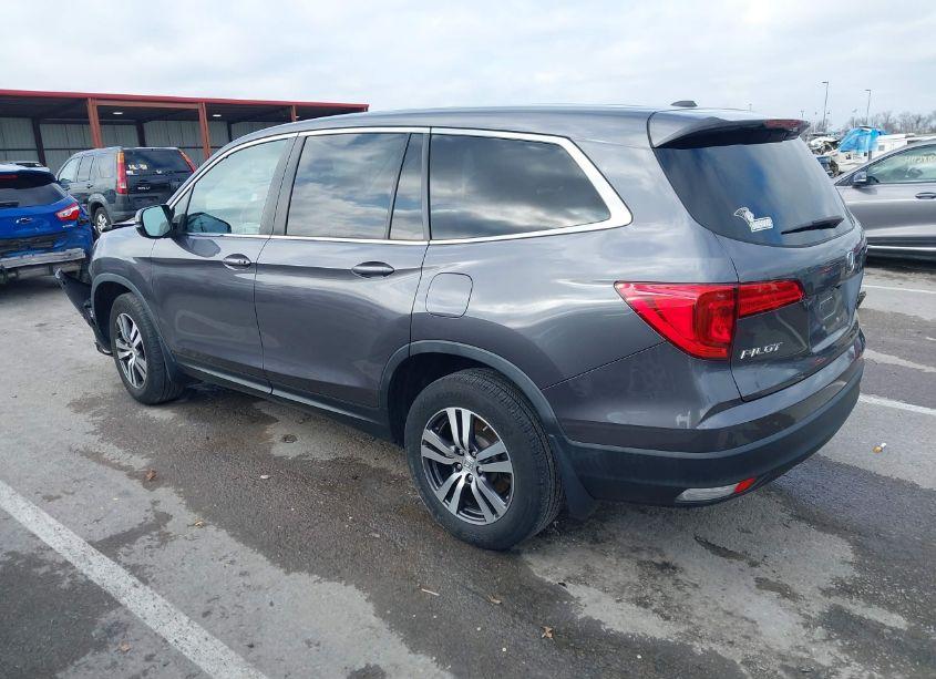 Photo 3 of 2018 Honda Pilot EX-L (VIN 5FNYF6H56JB063742)