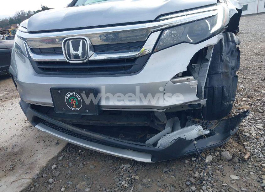 Photo 12 of 2019 Honda Pilot EX-L (VIN 5FNYF6H56KB007530)