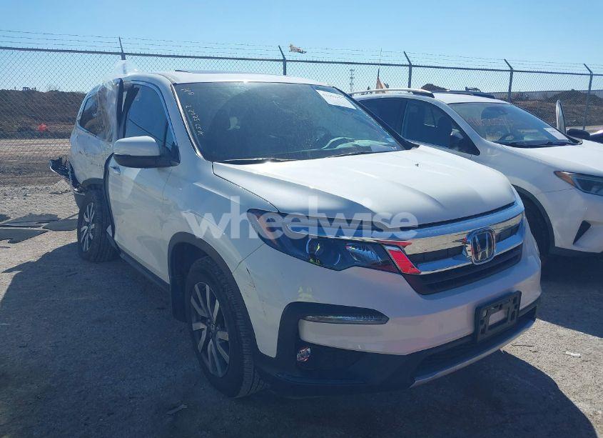 2019 Honda Pilot EX-L (VIN 5FNYF6H56KB038745) main photo