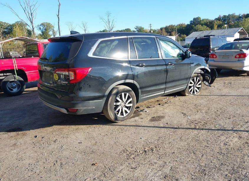 Photo 4 of 2021 Honda Pilot AWD EX-L (VIN 5FNYF6H56MB016568)