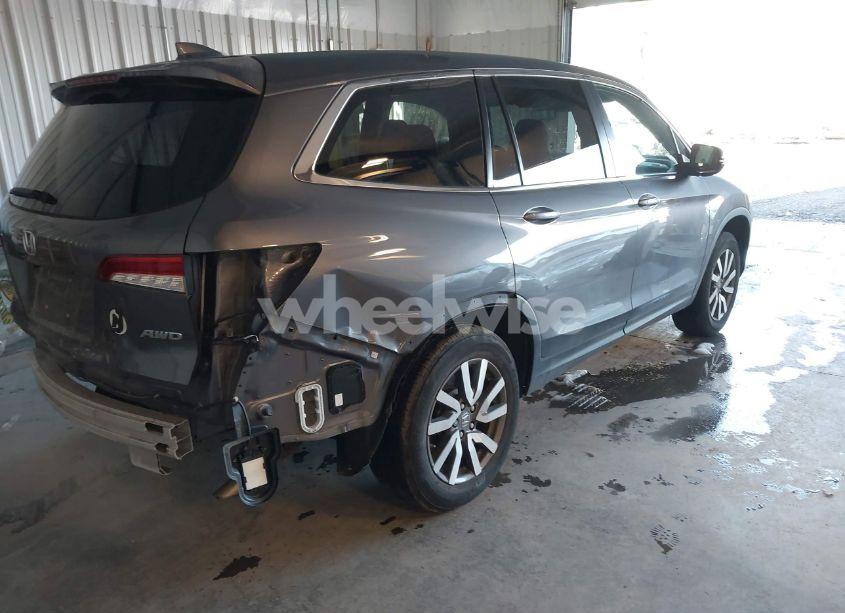 Photo 4 of 2021 Honda Pilot AWD EX-L (VIN 5FNYF6H56MB037761)