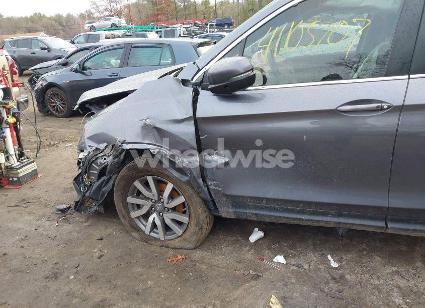 Photo 6 of 2021 Honda Pilot AWD EX-L (VIN 5FNYF6H56MB038117)