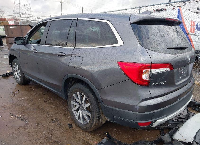 Photo 3 of 2021 Honda Pilot AWD EX-L (VIN 5FNYF6H56MB062501)