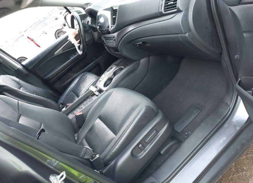 Photo 5 of 2021 Honda Pilot AWD EX-L (VIN 5FNYF6H56MB062501)