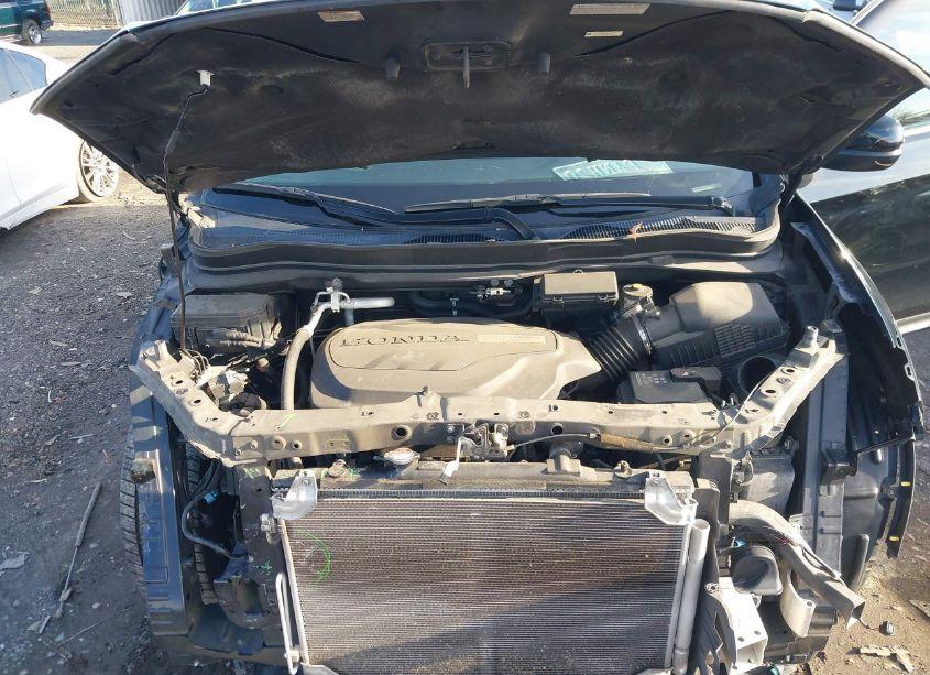 Photo 10 of 2016 Honda Pilot EX-L (VIN 5FNYF6H57GB041791)