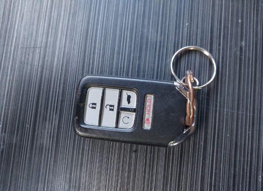 Photo 11 of 2016 Honda Pilot EX-L (VIN 5FNYF6H57GB041791)