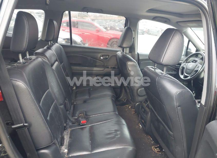 Photo 8 of 2016 Honda Pilot EX-L (VIN 5FNYF6H57GB087489)