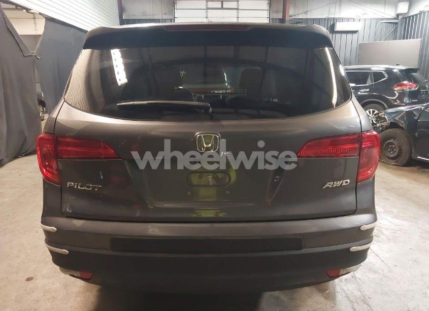 Photo 16 of 2017 Honda Pilot EX-L (VIN 5FNYF6H57HB043056)