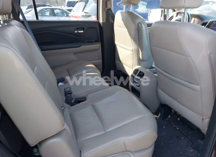 Photo 8 of 2017 Honda Pilot EX-L (VIN 5FNYF6H57HB061525)