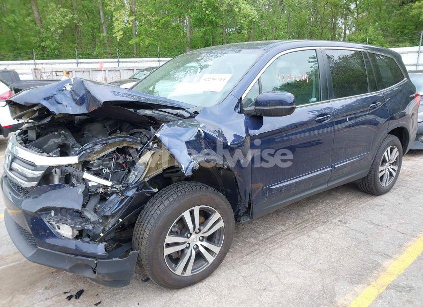 Photo 2 of 2018 Honda Pilot EX-L (VIN 5FNYF6H57JB046433)