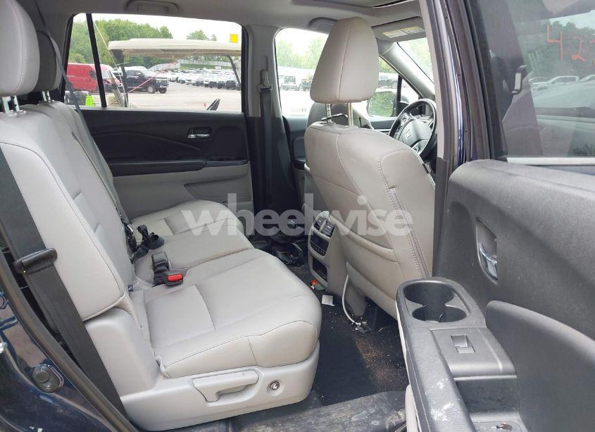 Photo 8 of 2018 Honda Pilot EX-L (VIN 5FNYF6H57JB046433)