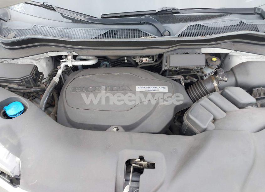 Photo 10 of 2018 Honda Pilot EX-L (VIN 5FNYF6H57JB054919)