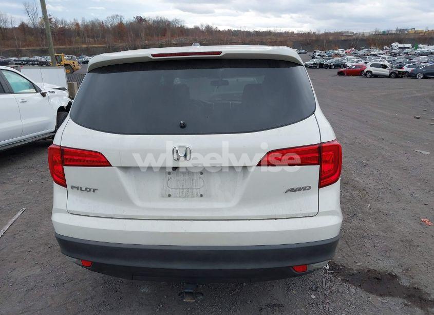 Photo 16 of 2018 Honda Pilot EX-L (VIN 5FNYF6H57JB054919)