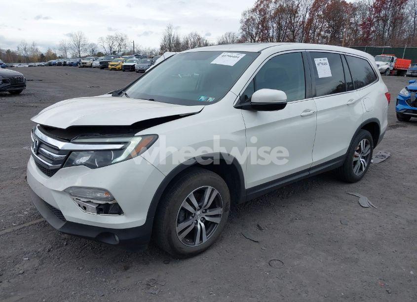 Photo 2 of 2018 Honda Pilot EX-L (VIN 5FNYF6H57JB054919)
