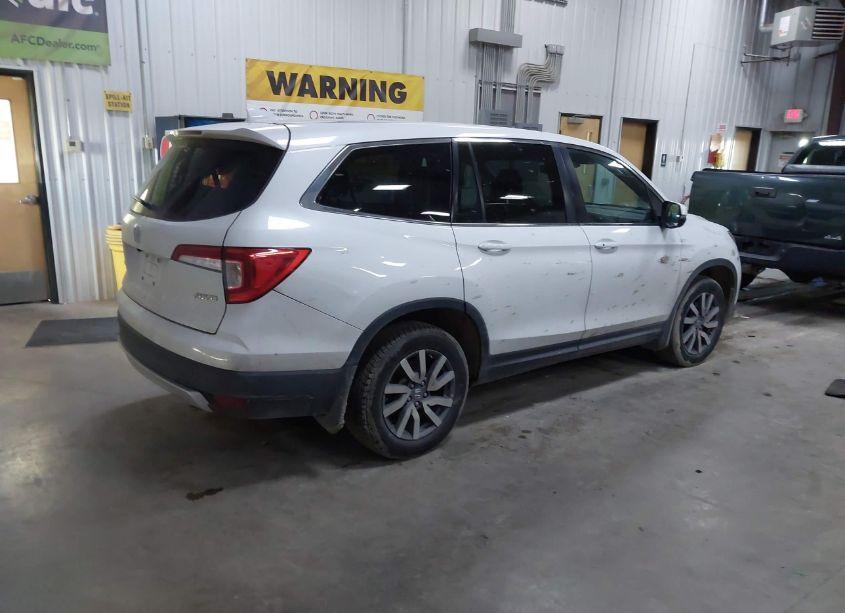 Photo 4 of 2020 Honda Pilot AWD EX-L (VIN 5FNYF6H57LB057435)