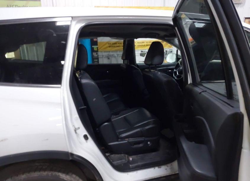 Photo 8 of 2020 Honda Pilot AWD EX-L (VIN 5FNYF6H57LB057435)