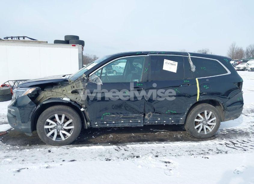 Photo 6 of 2021 Honda Pilot AWD EX-L (VIN 5FNYF6H57MB069800)