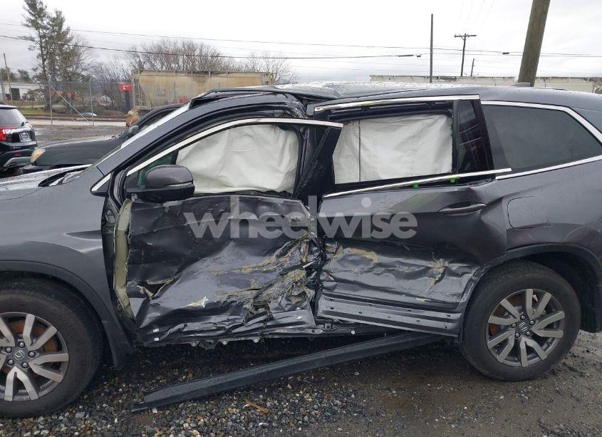 Photo 6 of 2022 Honda Pilot AWD EX-L (VIN 5FNYF6H57NB038144)