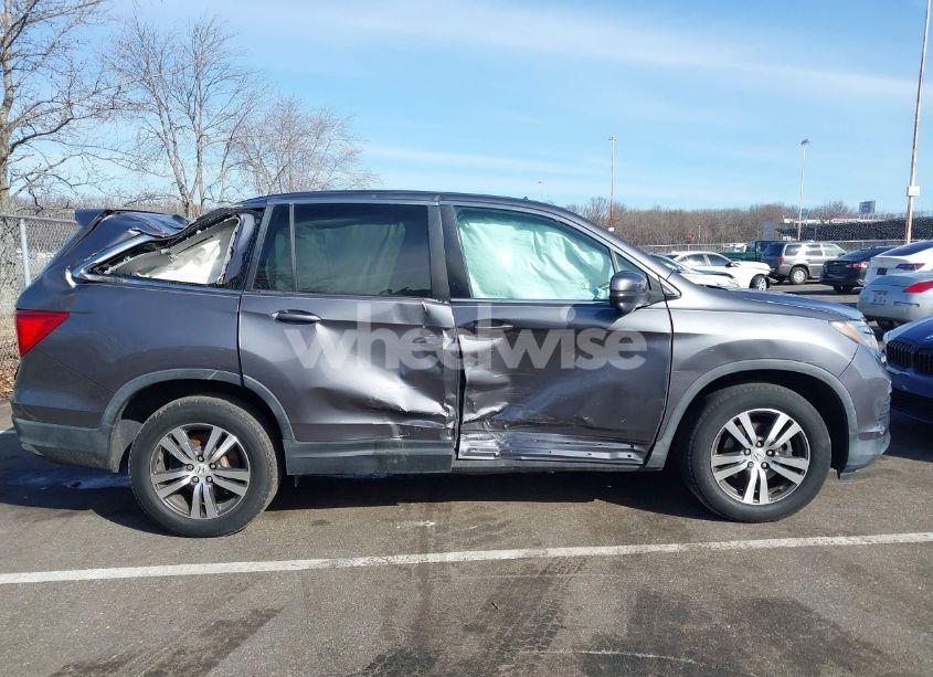 Photo 13 of 2016 Honda Pilot EX-L (VIN 5FNYF6H58GB034252)