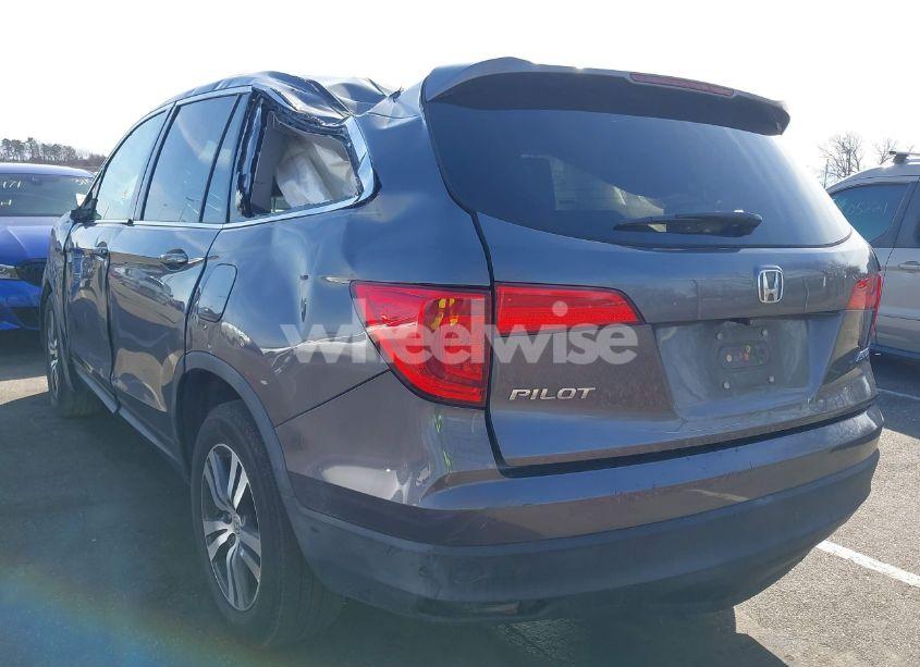 Photo 3 of 2016 Honda Pilot EX-L (VIN 5FNYF6H58GB034252)
