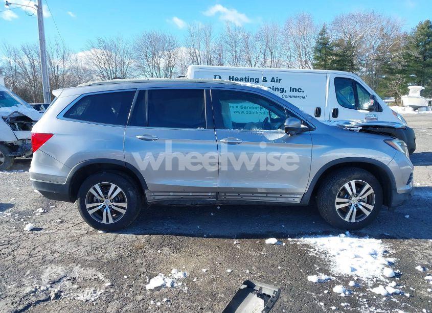 Photo 14 of 2016 Honda Pilot EX-L (VIN 5FNYF6H58GB035420)