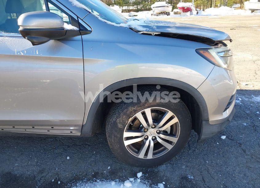 Photo 20 of 2016 Honda Pilot EX-L (VIN 5FNYF6H58GB035420)