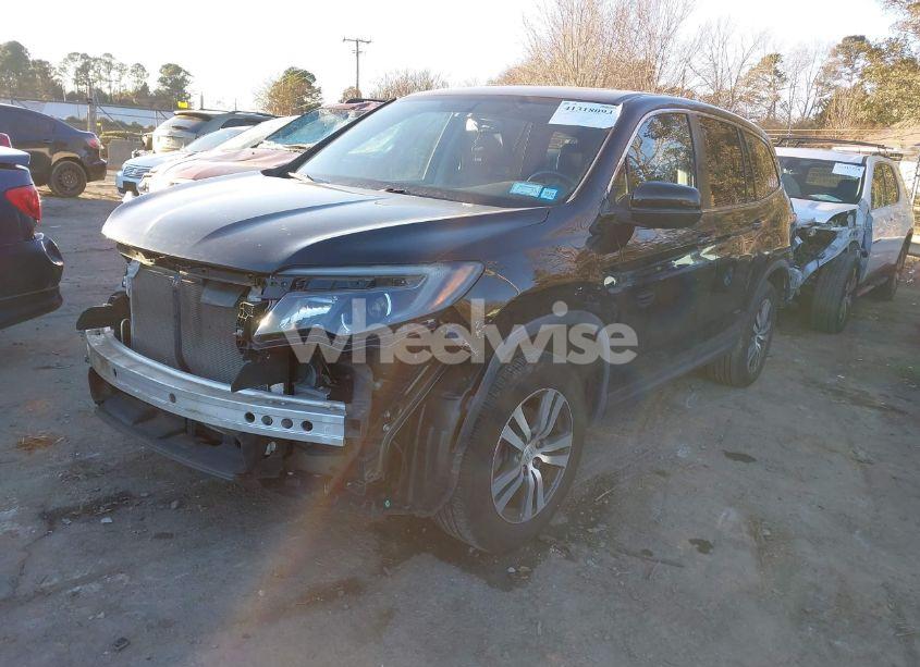 Photo 2 of 2017 Honda Pilot EX-L (VIN 5FNYF6H58HB045933)