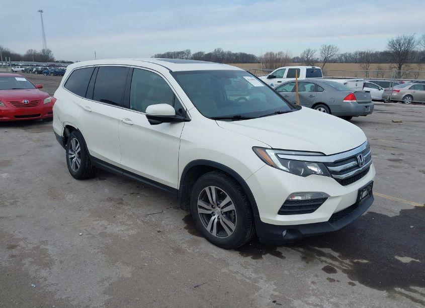 2017 Honda Pilot EX-L (VIN 5FNYF6H58HB054826) main photo