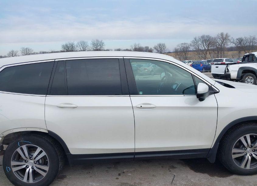 Photo 14 of 2017 Honda Pilot EX-L (VIN 5FNYF6H58HB054826)