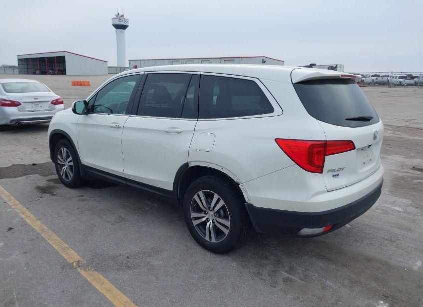 Photo 3 of 2017 Honda Pilot EX-L (VIN 5FNYF6H58HB054826)