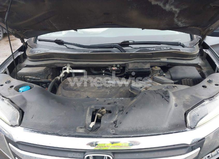 Photo 10 of 2017 Honda Pilot EX-L (VIN 5FNYF6H58HB073456)